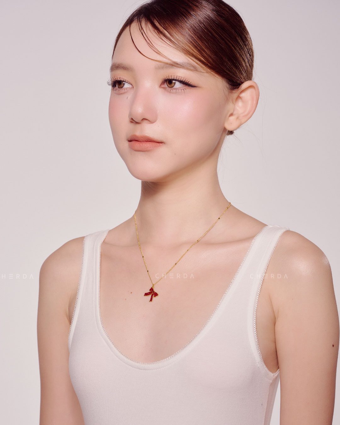 SCARLET BOW NECKLACE