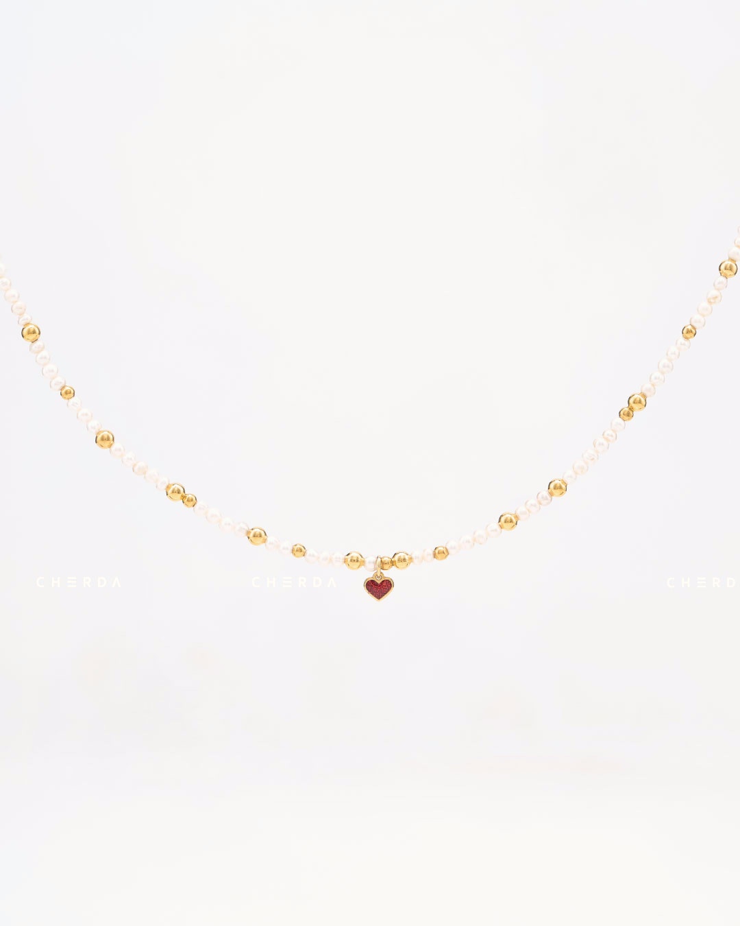 PEARL KISS NECKLACE